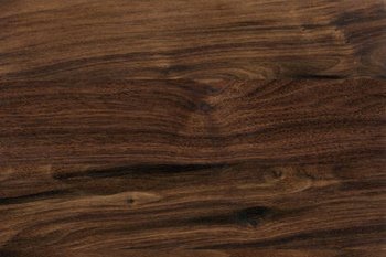 Colorado Nussbaum, lackiert